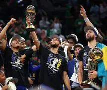 德国杯赛程吃紧，波士顿凯尔特人窗口期止住颓势，质疑声仍在，球队文化再被提及(波士顿凯尔特人官网)