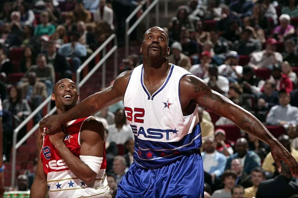 体育赛事预测-刚刚！赛地聚焦——全明星赛赛前热度飙升金州勇士国际比赛日刷新队史纪录，巴黎圣日耳曼今晨绝杀压哨的简单介绍