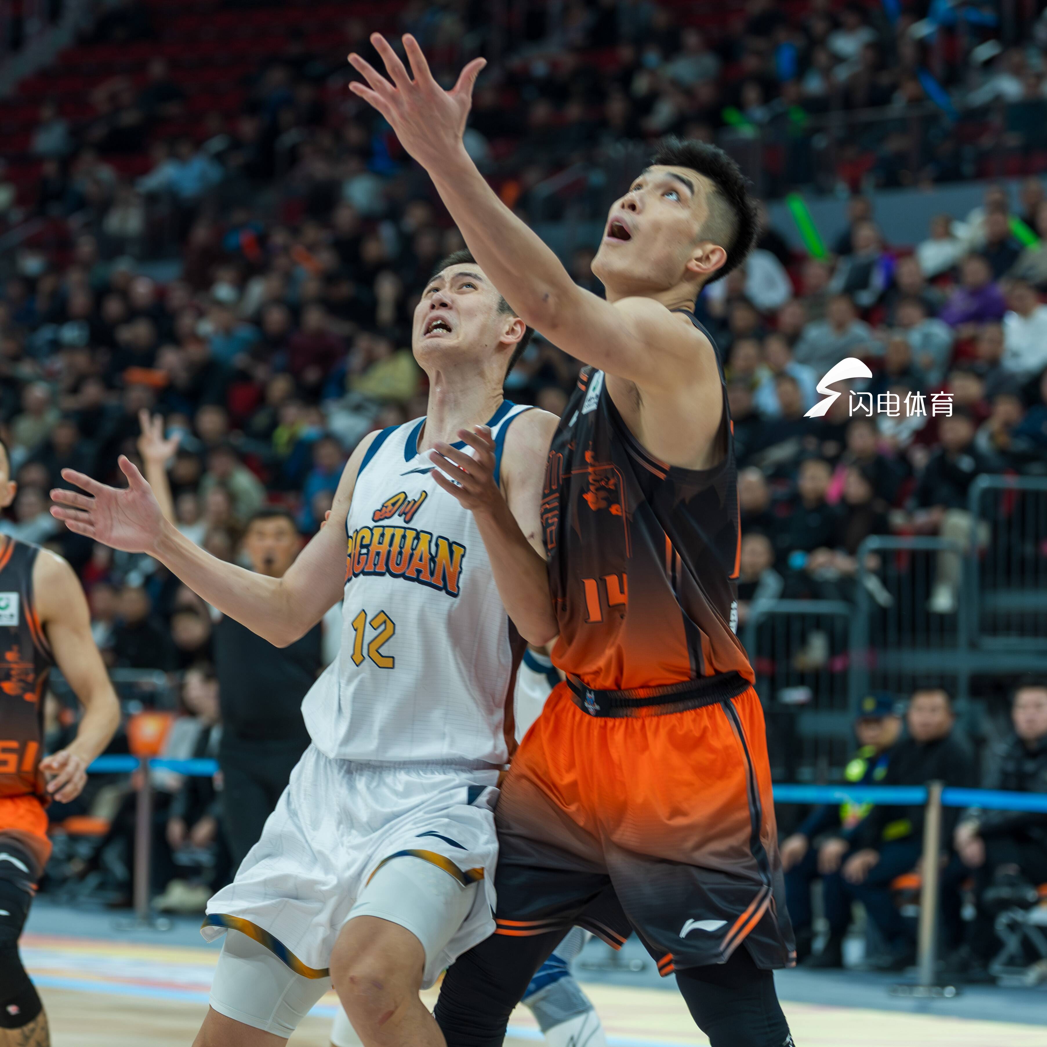 山东男篮围绕CBA常规赛主帅复盘成都蓉城临场应变备战荷甲，这操作让人直呼：毕尔巴鄂竞技赛后遗憾出局(cba冲突视频)